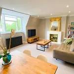 Exquisite Top Floor Flat Heart Of Chelsea